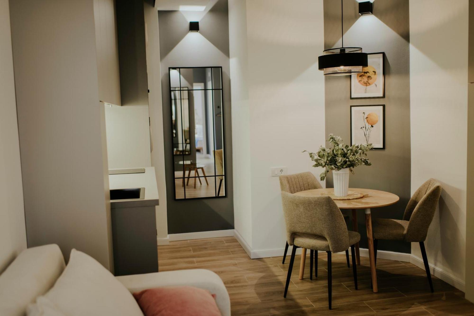Skyline Luxury Suites Tiflis Dış mekan fotoğraf